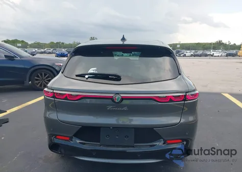 2024 Alfa Romeo Tonale Ti Eawd из США, поврежденный, VIN ZASPATCW9R3031941